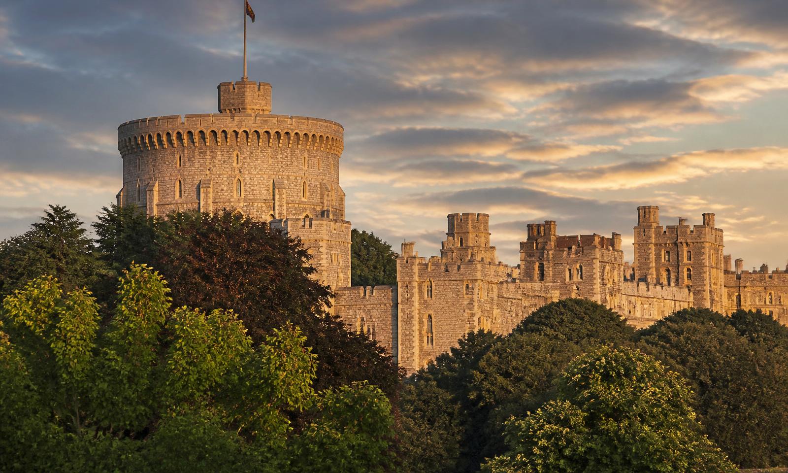 Windsor Castle's Round Tower and battlements at golden hour — Berkshire electrical services area covered by D.P.L Electrical Services